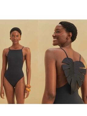 NWT Farm Rio 3D Leaf Swimsuit Size Medium